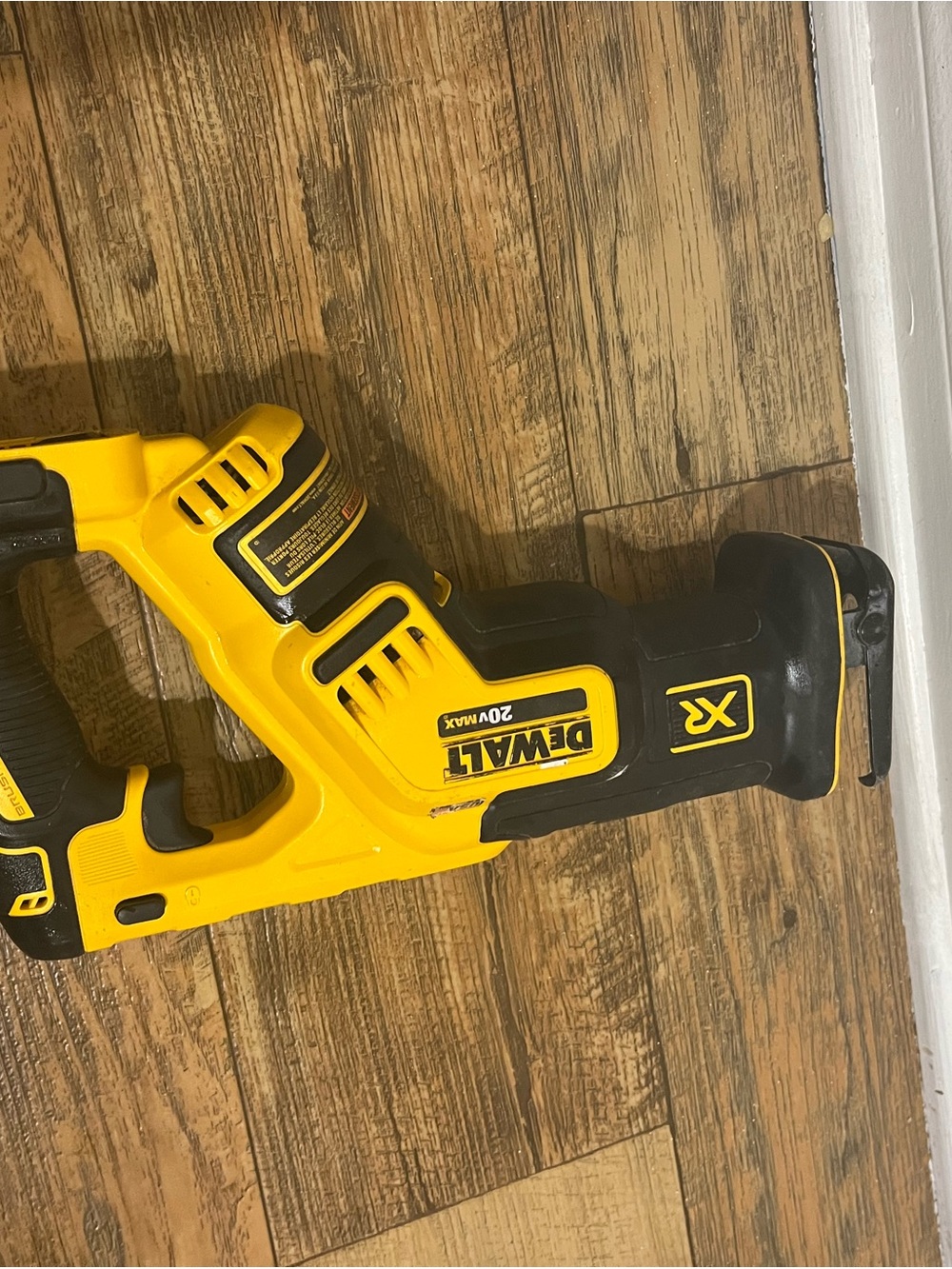 DEWALT 20V XR Cordless Reciprocating Saw - Yellow